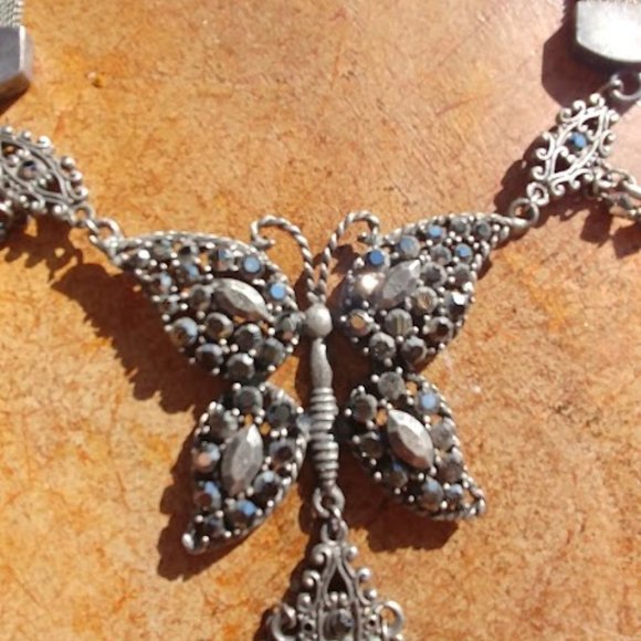 Necklace Choker - Picture 2 of 7